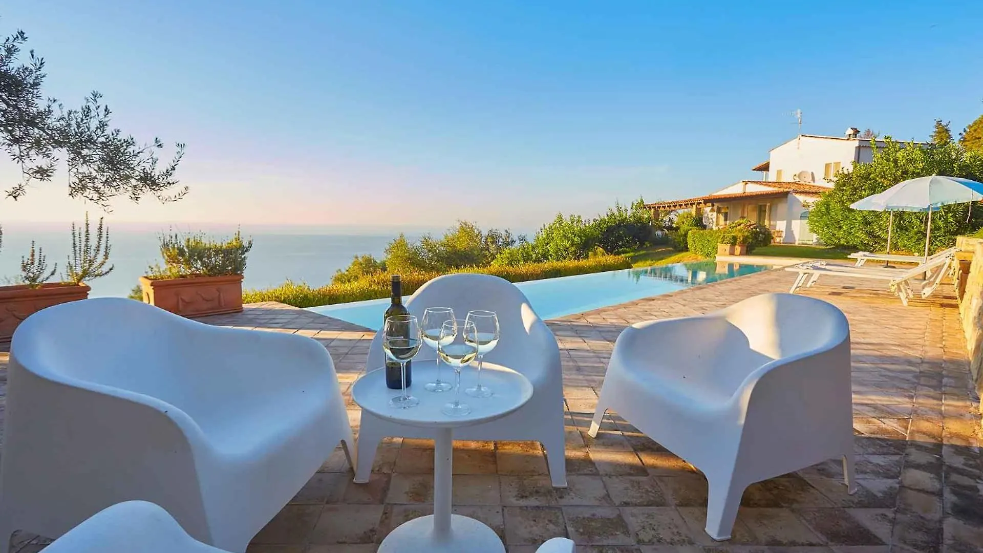 Villa Sunrise Capo dʼOrlando